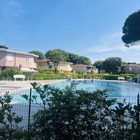 With Garden And Swimming Pool Access * Bibione