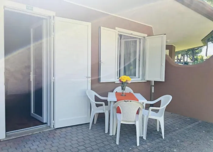 With Garden And Swimming Pool Access Bibione